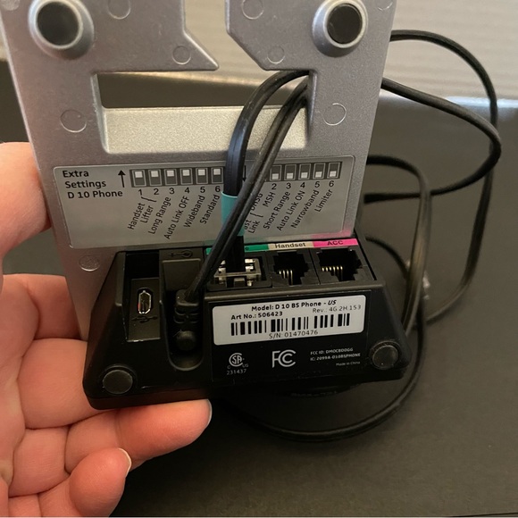 Sennheiser D 10 BS Mono wireless Headset with Dock and phone cable, Usb Adapter - Picture 4 of 5